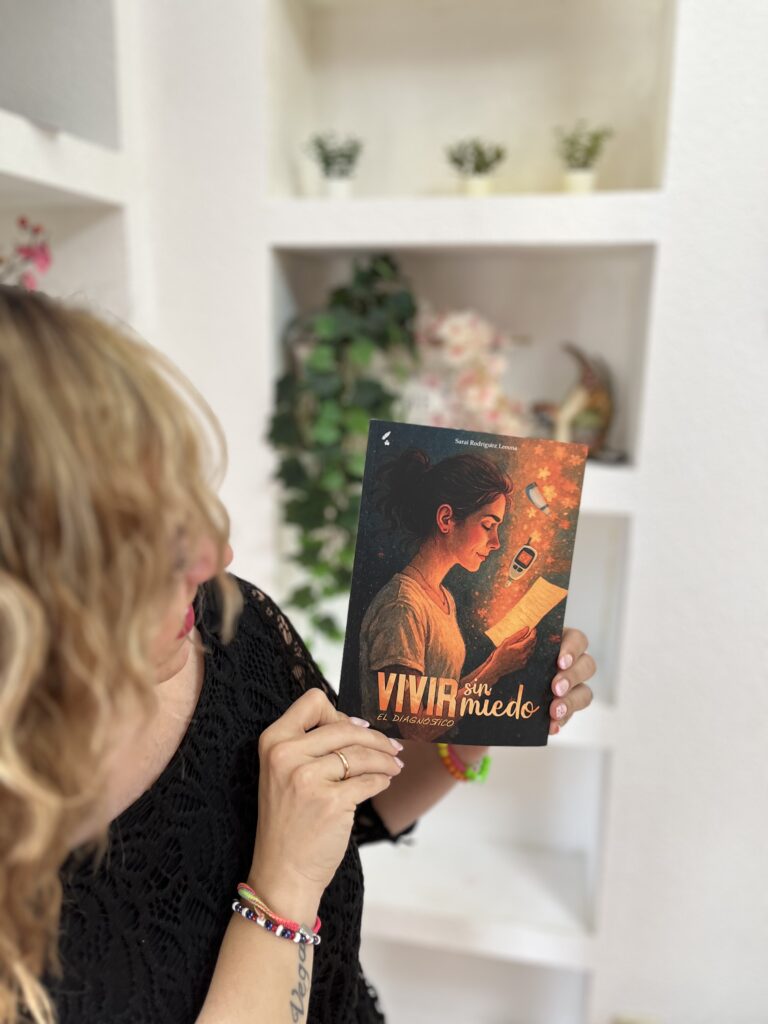 Sarai con su libro Vivir sin miedo: El diagnóstico